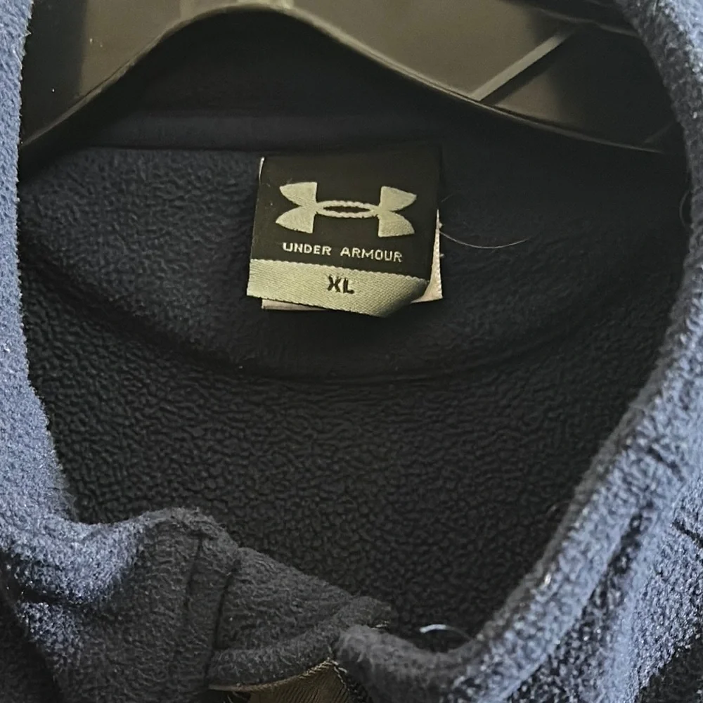 Under Armour Navy and grey full zip Fleece size XL extra large